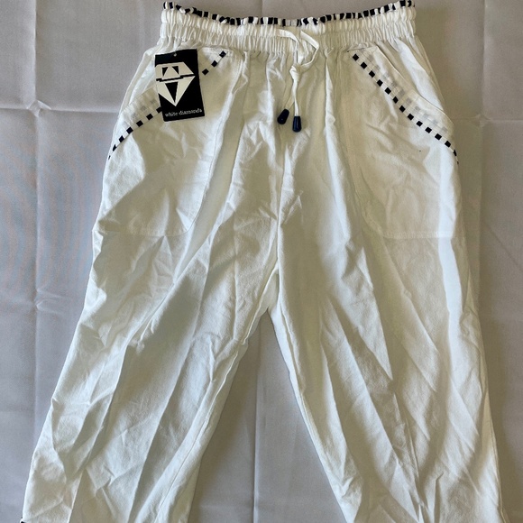 White Diamonds Women’s White Pants Relaxed Waist / Drawstring / Pockets - Size L - Picture 1 of 6